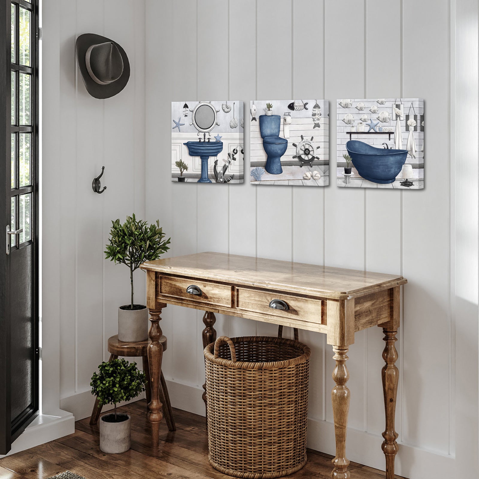 Coastal-Themed Bathroom