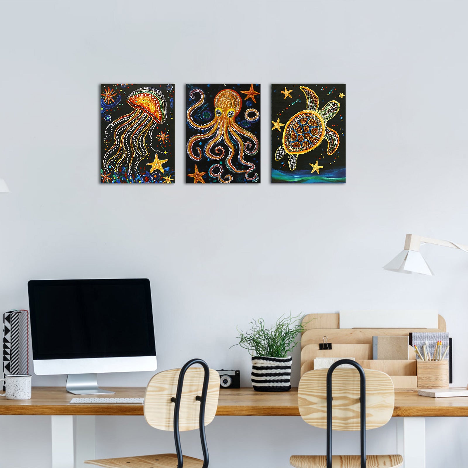 Jellyfish Octopus Turtle Dot Art Style